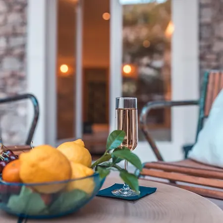 בית הארחה Medousa