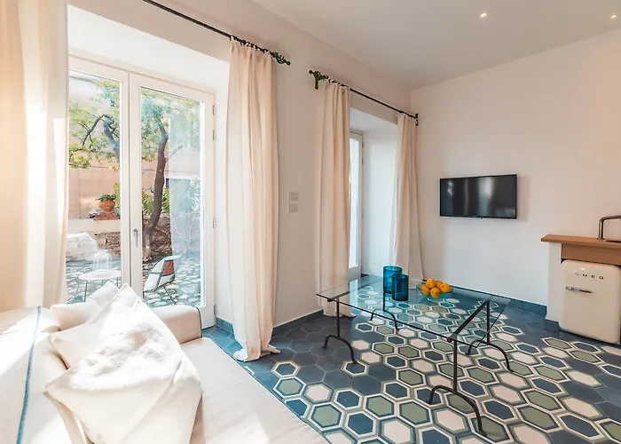 Médousa Bistrot&suites Gæstehus